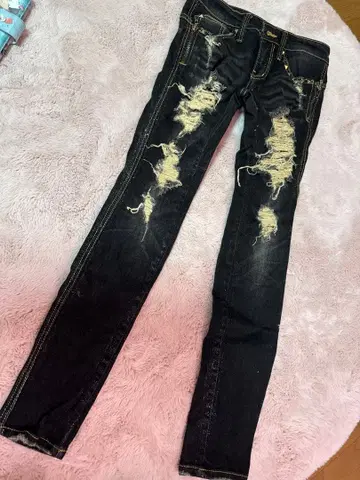 구 d.i.a 데미지 스키니 데님 25인치