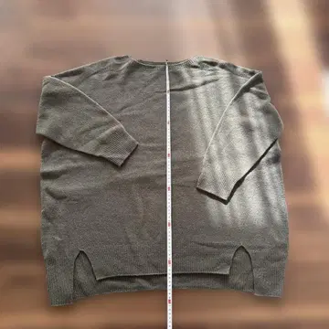 이에나 그레이 니트 스웨터 L 사이즈 슬릿 포함