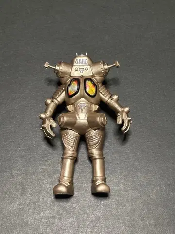 HG 히어로즈 울트라맨 맥스 노려지지 않는 마을 편 우주 로봇 킹 조