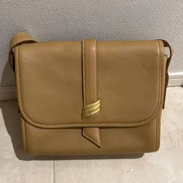 베이지 플랩식 숄더백 프랑스제 Didier Lamarthe