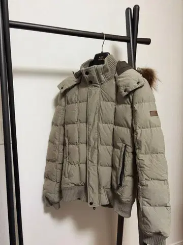 TATRAS (R LINE) 퍼 트리밍 다운 블루종