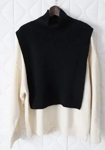 CULLNI 크루니 레이어드 하찌 하이넥 도킹 스웨터