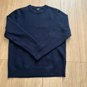 유니클로 스무스 코튼 크루넥 스웨터