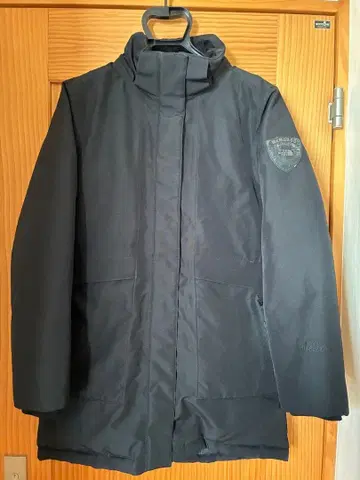THE NORTH FACE McMurdSeries 다운 자켓 블랙