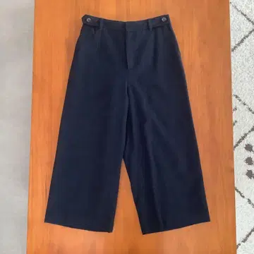 Human woman 울 와이드 팬츠 새상품급 겨울 상품