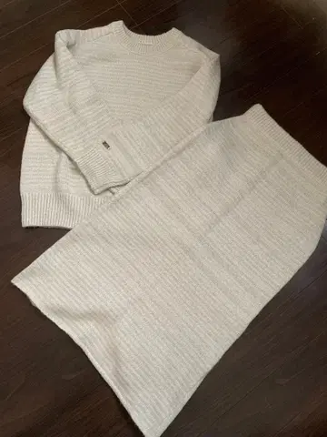 palm RICHE 아이보리 니트 셋업 스커트