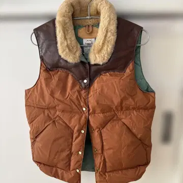 Rocky Mountain Featherbed co 다운 베스트