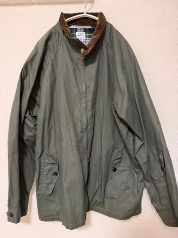 Necessary or Unnecessary BARBER TOP