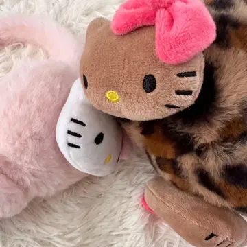 헬로키티 핑크&레오파드 무늬 귀도리 일광화상