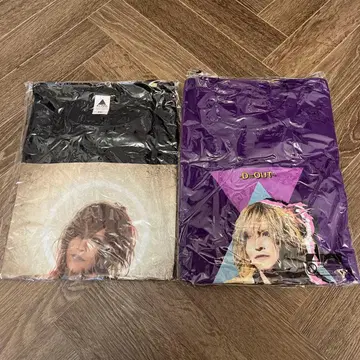 D=OUT 티셔츠 다우트 레이카