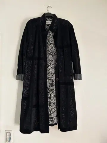 온리유 밀라노 가죽 코트