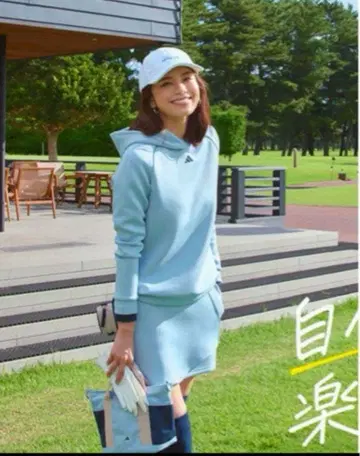 아디다스 종이상자 니트 블루 후드티