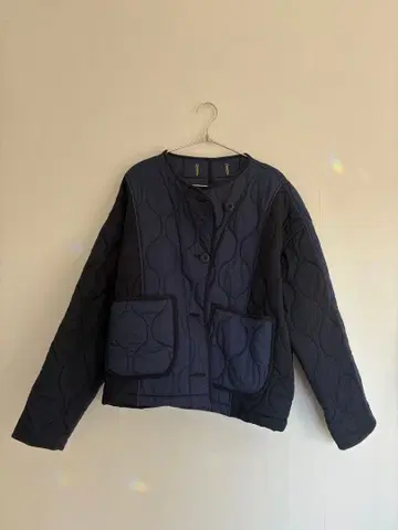 ZARA 퀼팅 자켓 네이비 사이즈 M