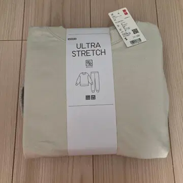 유니클로 울트라 스트레치 세트 긴팔 S 사이즈