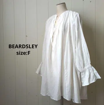 BEARDSLEY 비어즐리 배색 스티치 카디 시어 화이트 셔츠