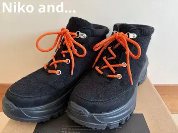 새상품급 니코앤드 절개 숏부츠 L Niko and -