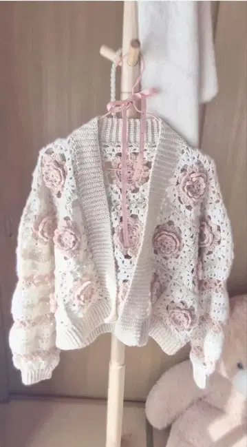핸드메이드 꽃 모티브 레이스 뜨기 가디건
