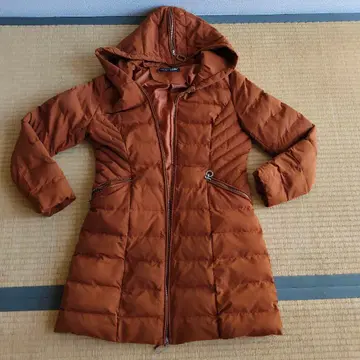 브라운 후드 부착 퀼팅 자켓