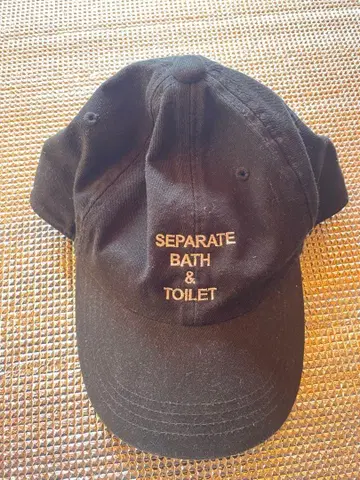 블랙 캡 SEPARATE BATH & TOILET 세파파스