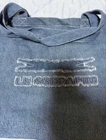 Le Sserafim 토트백