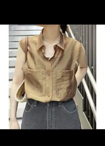 시어 크로스 슬리브리스 셔츠 카멜 브라운