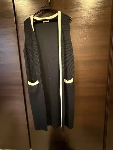 TOMORROWLAND 일본제 리브 롱베스트 블랙 S