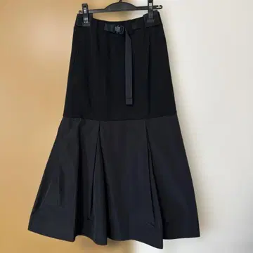 vivapresto 블랙 플레어 스커트 벨트 포함