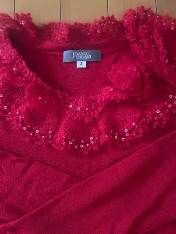 FRANCO FERRARO 레드 프릴 스웨터 사이즈 3