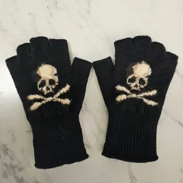 Roen 스컬 디자인 핑거리스 장갑