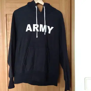 ARMY 프린트 블랙 후드 부착 후드티