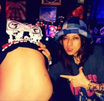 키요하루 착용 건즈 t셔츠 빈티지