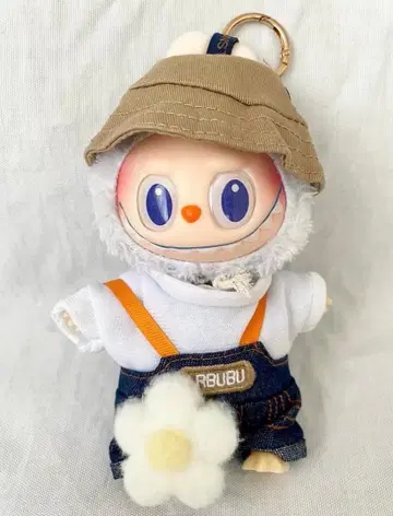 정품 새상품 미사용 LABUBU POP MART FALL IN WILD