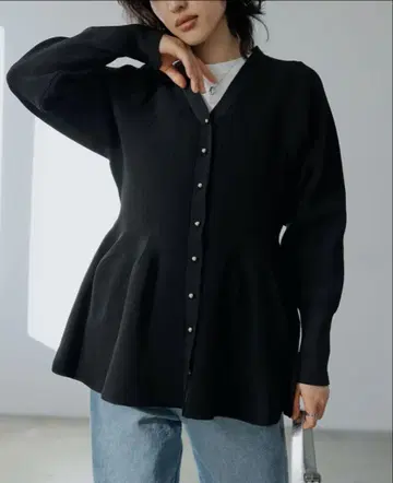 Re:EDIT 스펀지 니트 페플럼 가디건