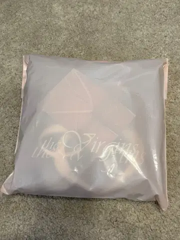 the virgins 맨투맨 블랙