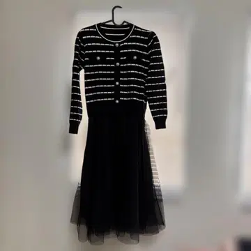 스트라이프 니트 원피스 블랙