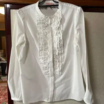 TOCCA 프릴 달린 화이트 셔츠 사이즈 4
