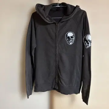 04 넘버 (N)나인 스컬 지퍼 후드티 사이즈 3