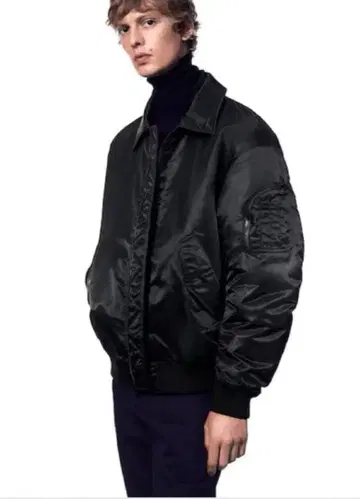 유니클로 다운 오버 사이즈 리브 블루종 +j