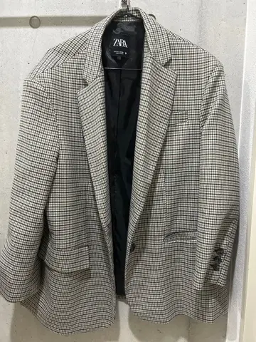 ZARA 체크 무늬 테일러드 자켓