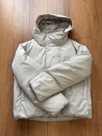 유니클로 퍼프테크 후드티 라이트 그레이 S