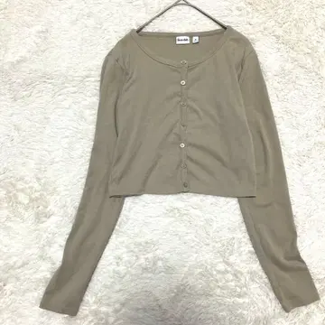 선데이 베이지 긴팔 가디건 M 크롭 롱 슬리브 어른스러운 깔끔함