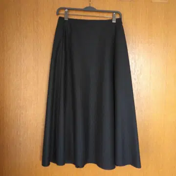 새상품급 IENA 스커트 사이즈 40 울 100% 고급