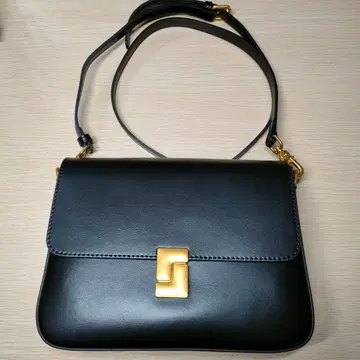 블랙 플랩 숄더백