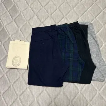 네스트로브 디자인 팬츠 4점과 샵 봉투 1점