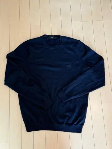 BOSS 네이비 스웨터 M