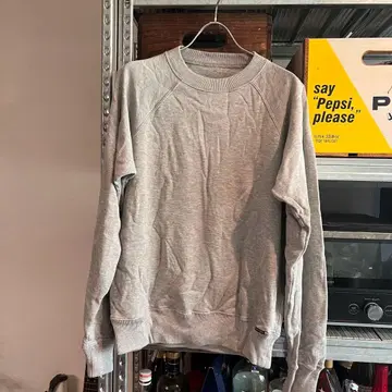 TOM FORD 그레이 맨투맨 톰포드