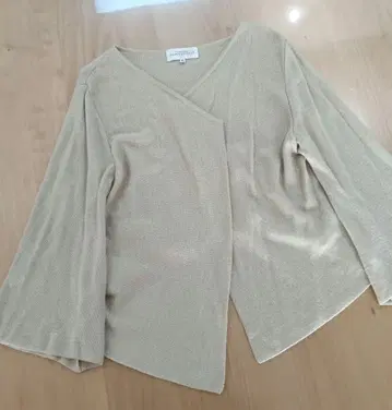 ALMA EN ROSE 골드 베이지 라메 니트 가디건 울