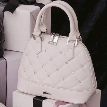 pium 하트 파우치 포함 비쥬 라운드 백 핑크