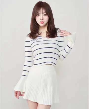 Darich 세일러 카라 니트탑 & 리브 니트 미니 스커트 FREE