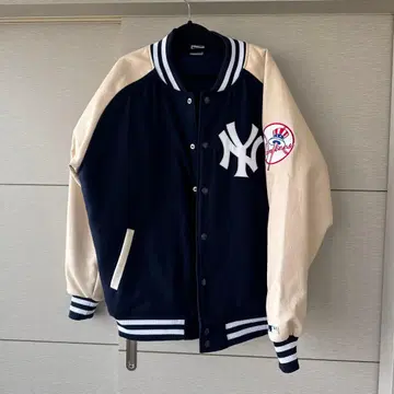 [ 새상품급 ] 뉴욕 양키스 바시티 자켓 네이비/아이보리